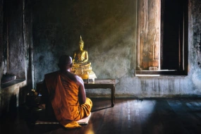 Zen Meditation and Awakening: The Connection Between Meditation and Sleep