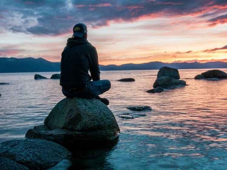 How Meditation Helps Alleviate Chronic Stress and Anxiety