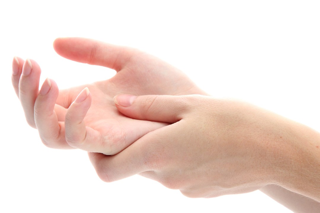 The Science Behind Hand Massage: How It Reduces Stress and Anxiety